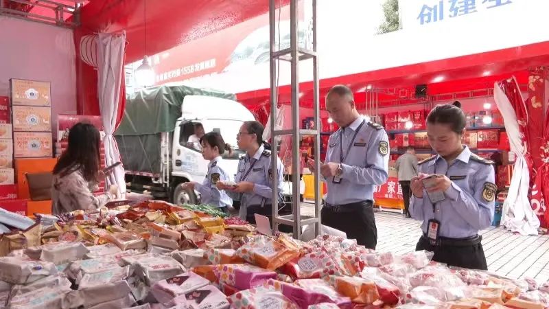 經開區市場監督管理局織密月餅市場安全網，守護中秋“舌尖上的安全”